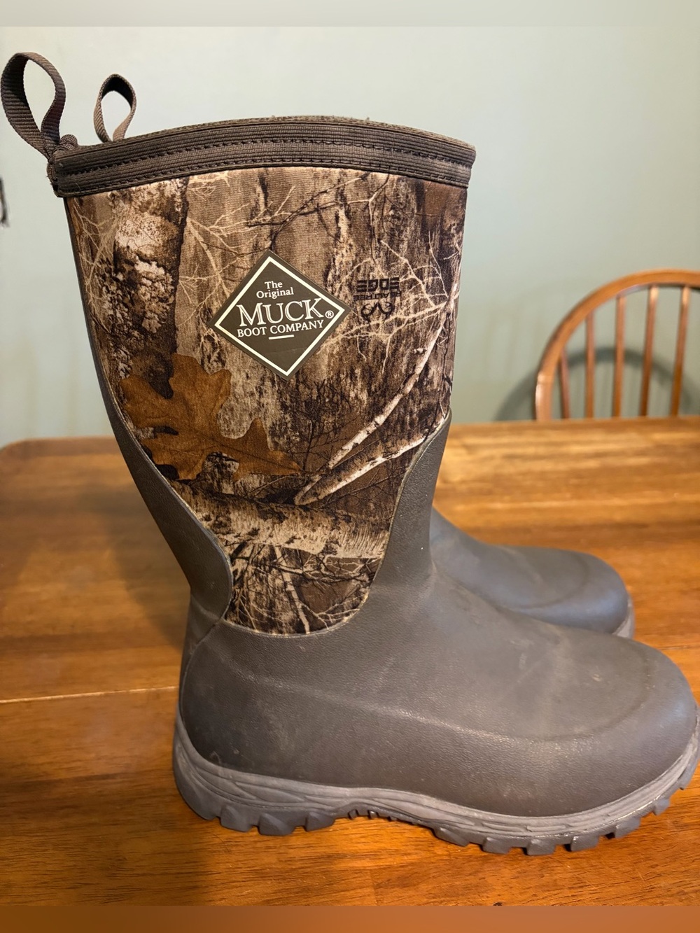Kids size 5 “The Original Muck Boot Company” Rugged II Waterproof Camo Boots